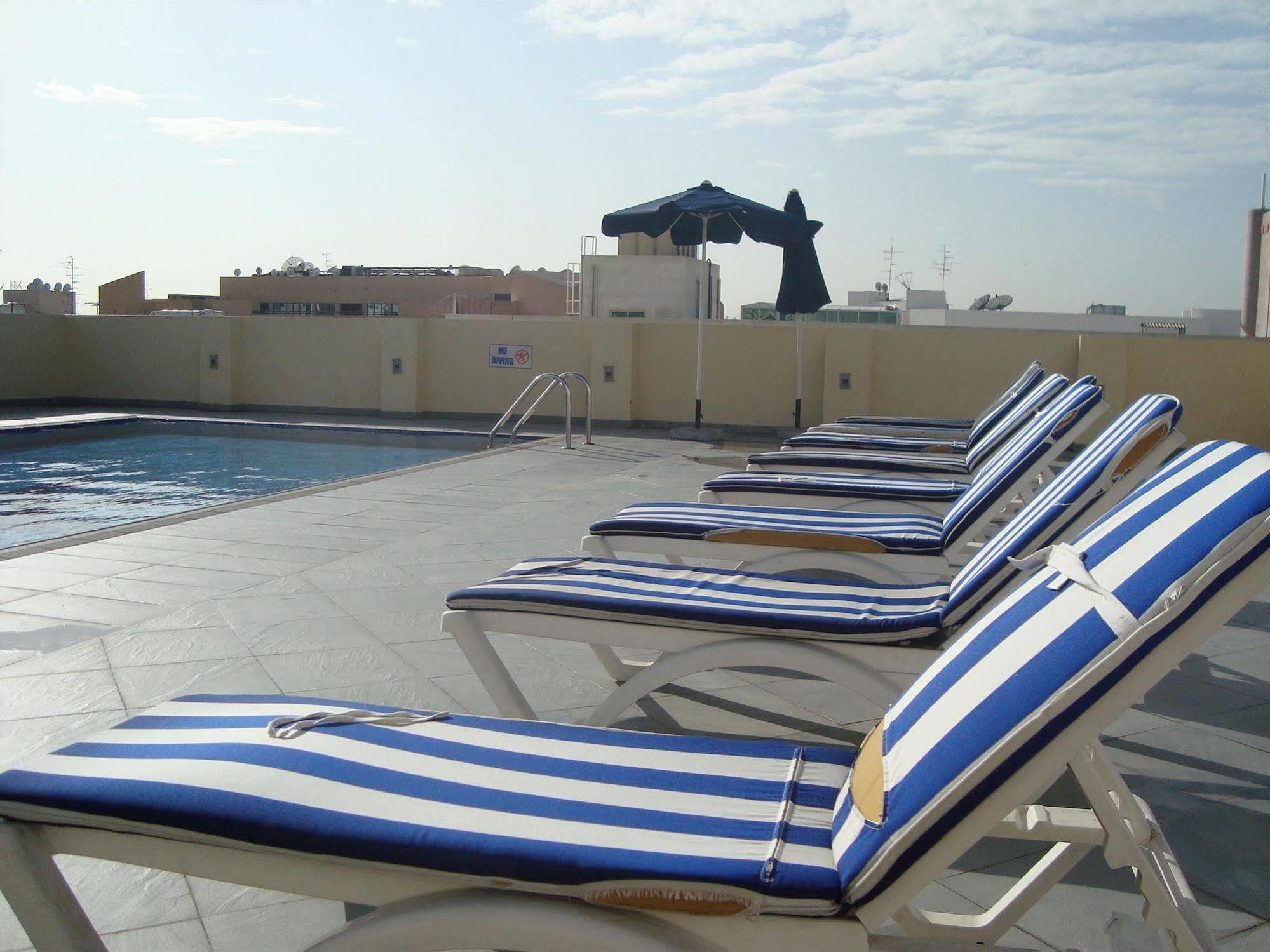 Royal Ascot - Kirklees 2 Aparthotel 4*