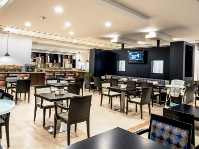 Holiday Inn Express Dubai Jumeirah, An Ihg Hotel 2* Dubai