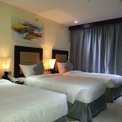 Royal Falcon 3* Dubái
