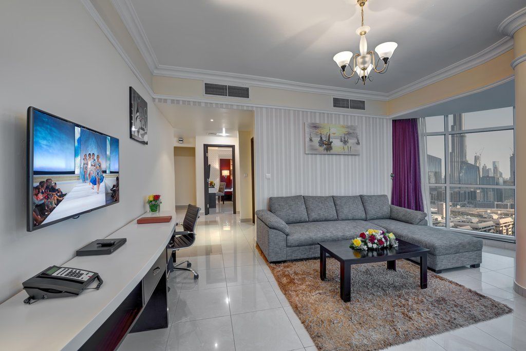 Emirates Grand 3*
