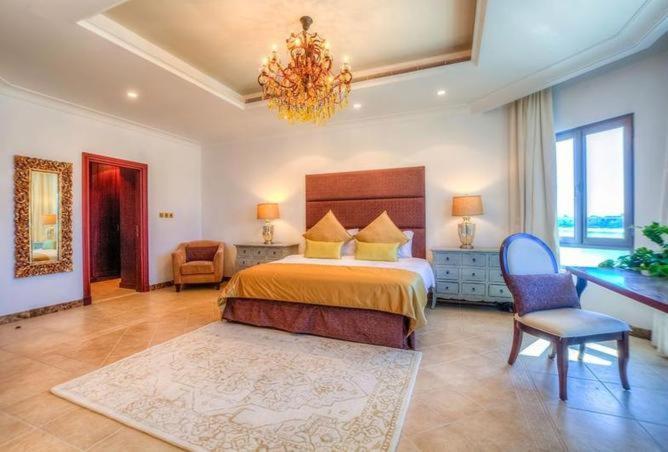 Luxury Palm Jumeirah Villa Dubai