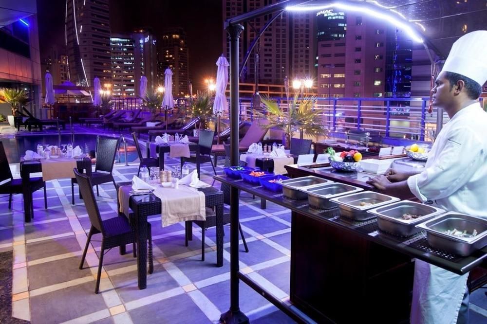 Golden Tulip Media Hotell 4*