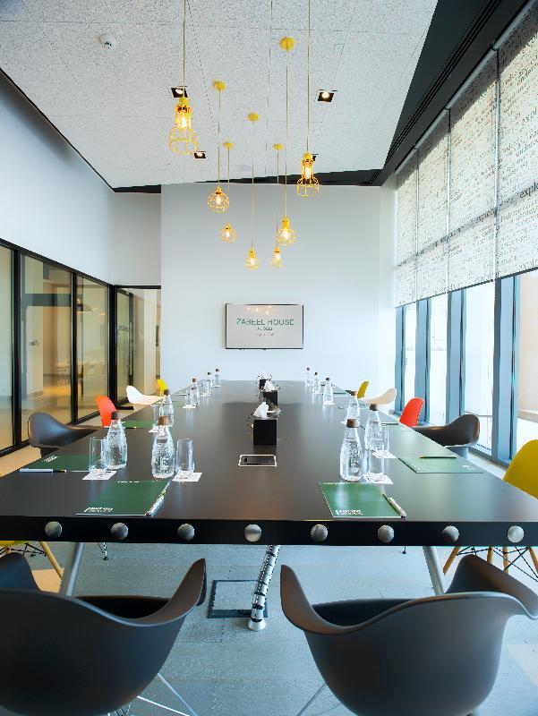 Canopy By Hilton Al Seef Hotel 4*