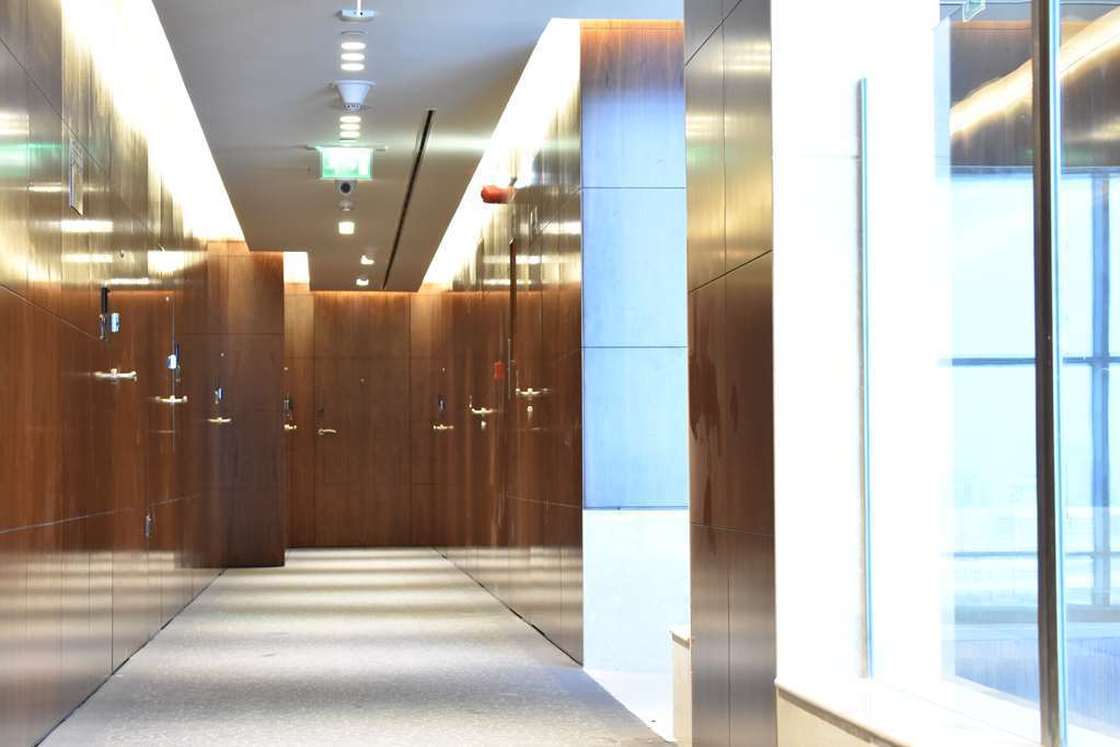 Hotell Golden Tulip Media 4*