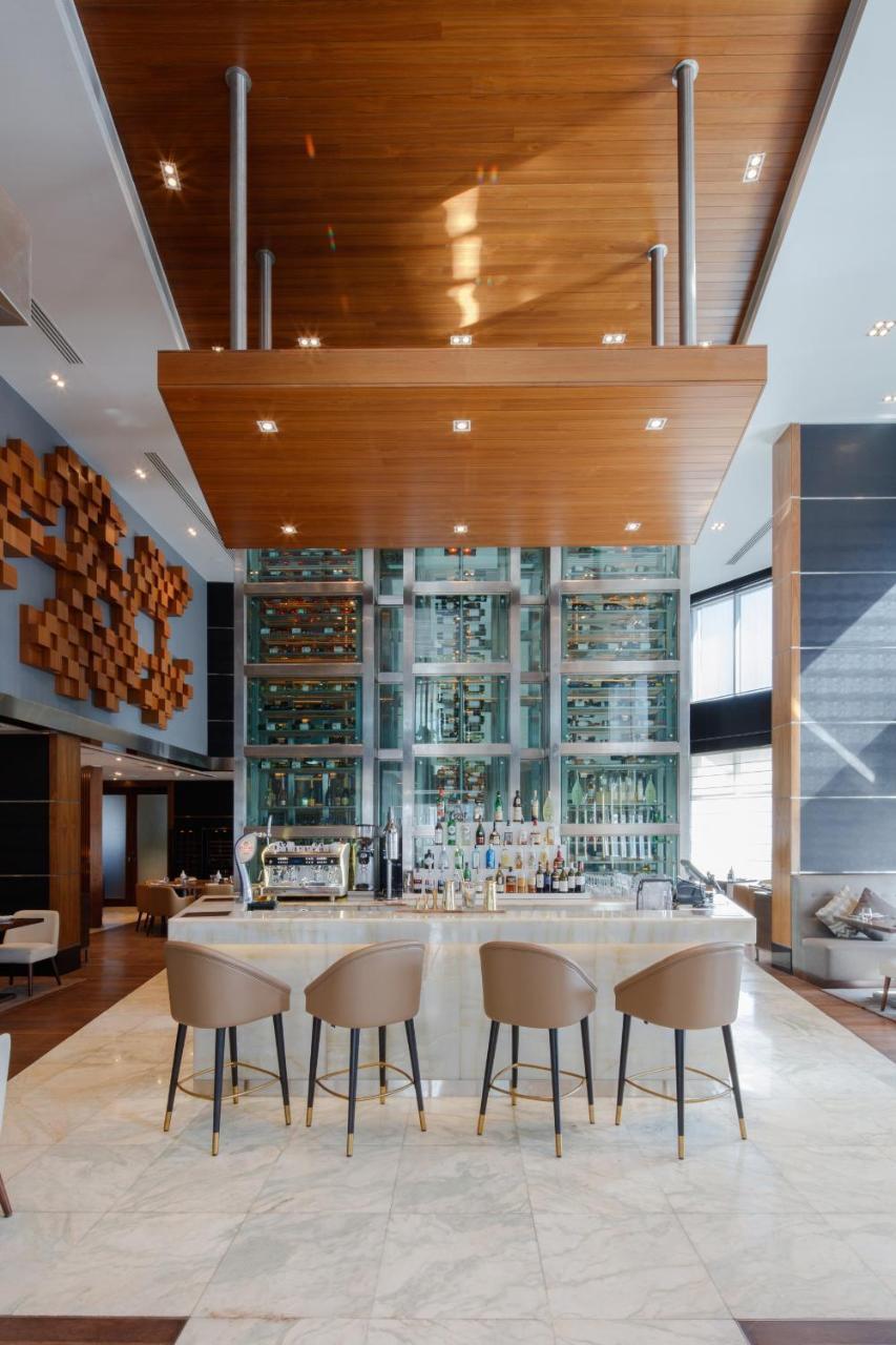 Radisson Blu Hotel, Media 4*