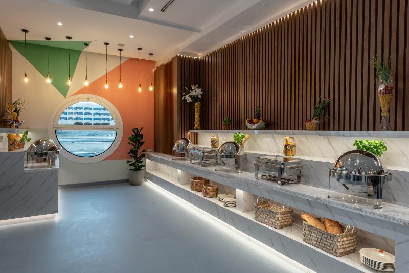Hotell Leva And Opposite Downtown 4*