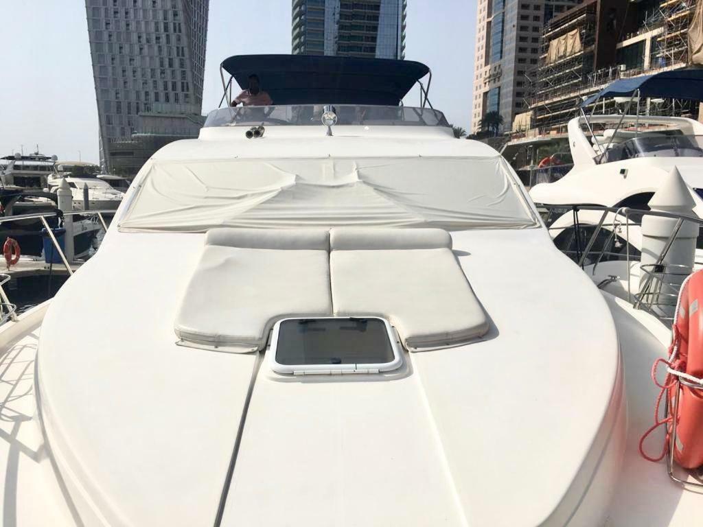 Bateau-hôtel Luxury Yacht Overnight *