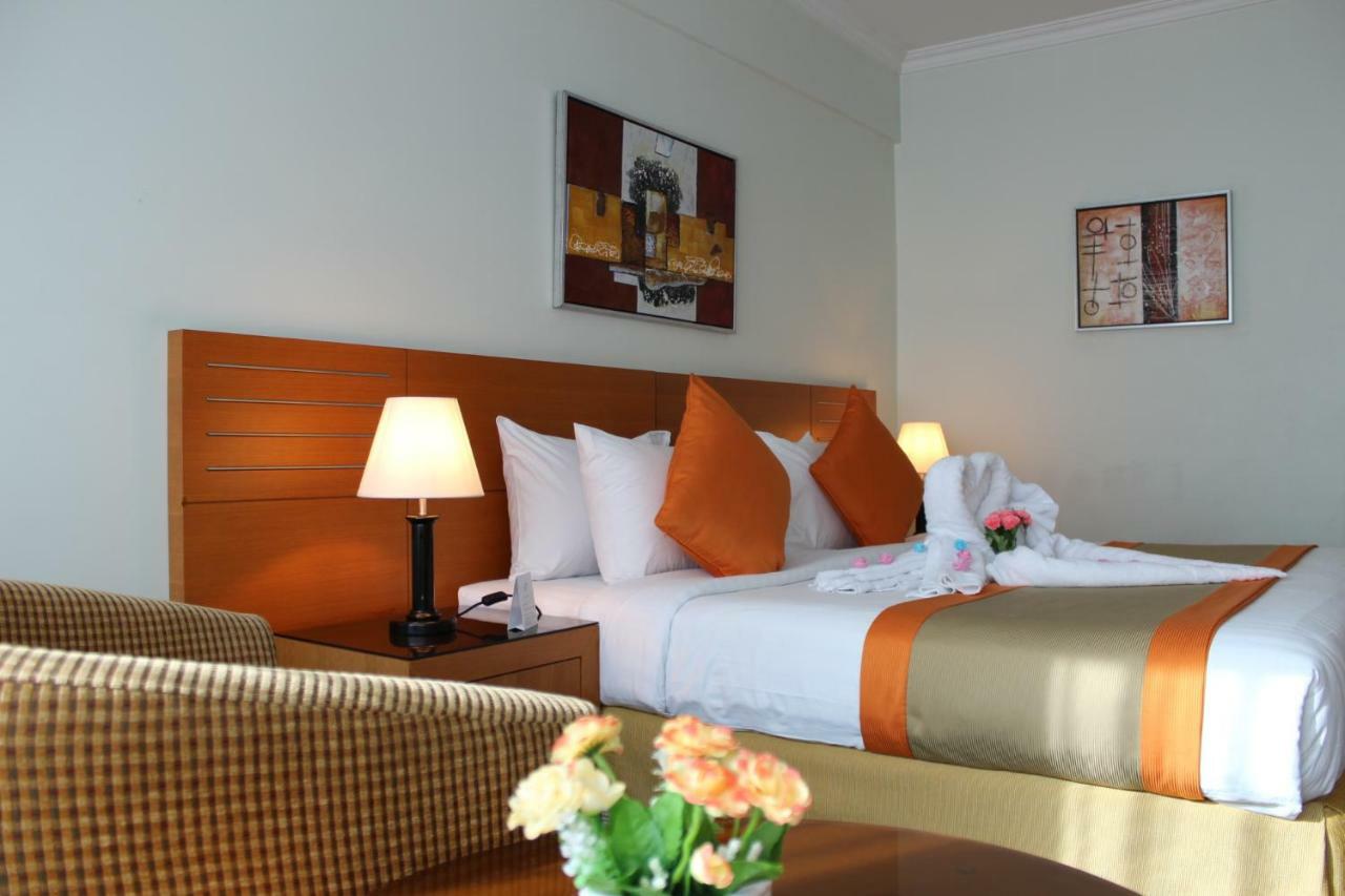 Hotel Golden Tulip Deira 4*