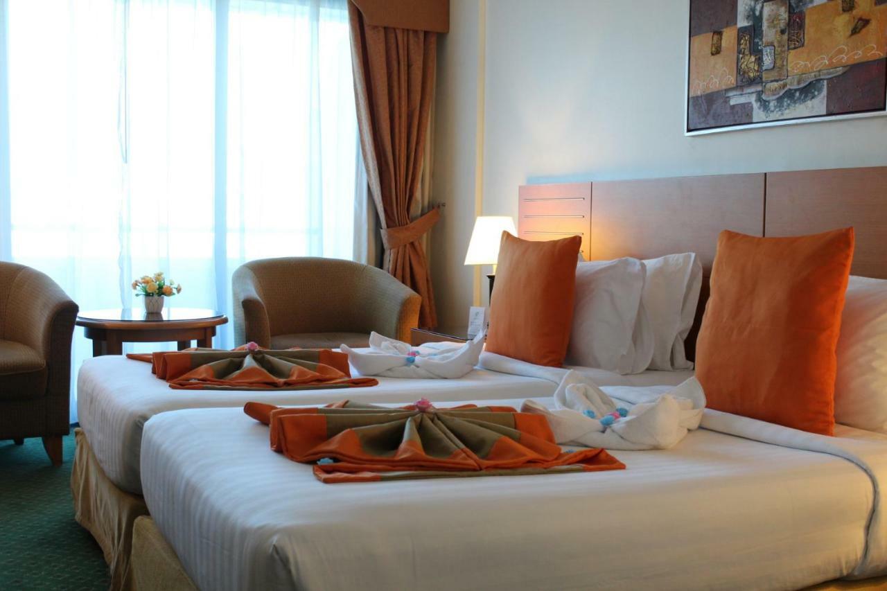 Golden Tulip Deira 4*
