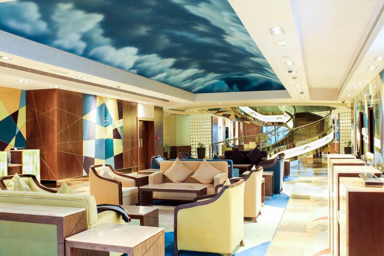 Halo Hotel 4*