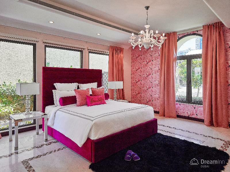 Dream - Palm Hotel
