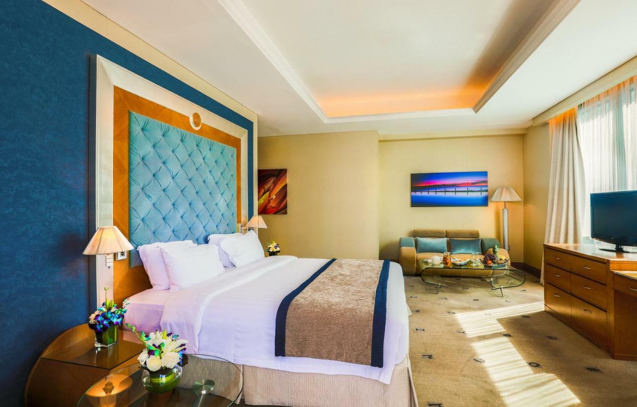 Social Hotel 4*
