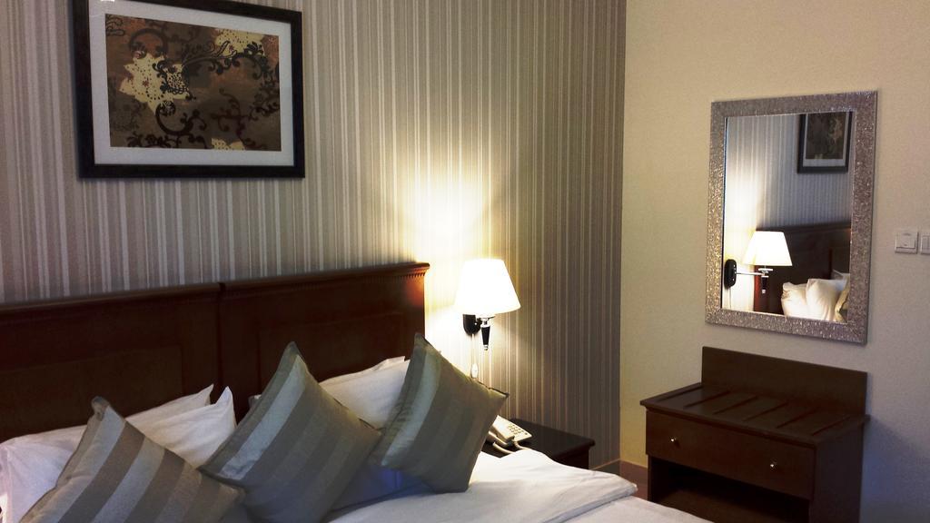 Legacy Apartahotel 3*
