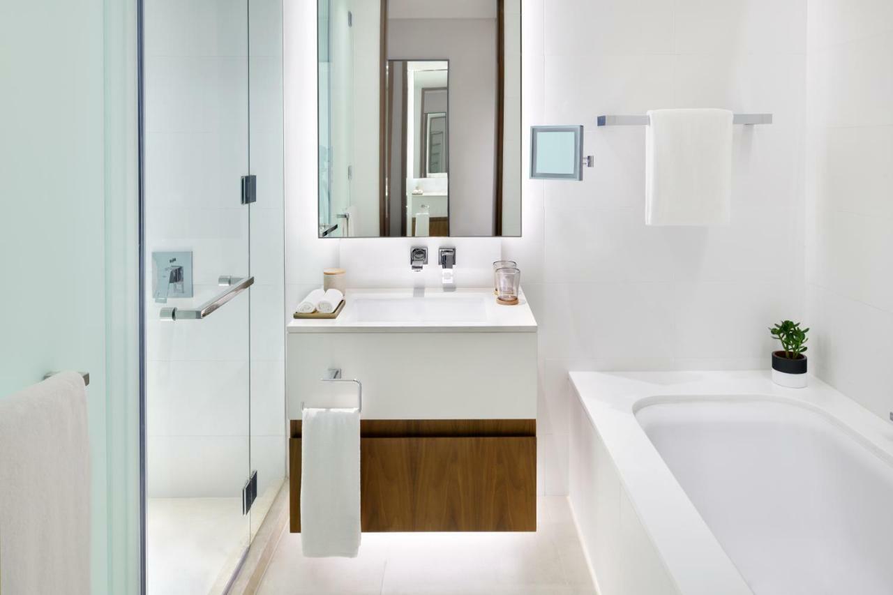 Vida Emirates Hills Hotel Dubai