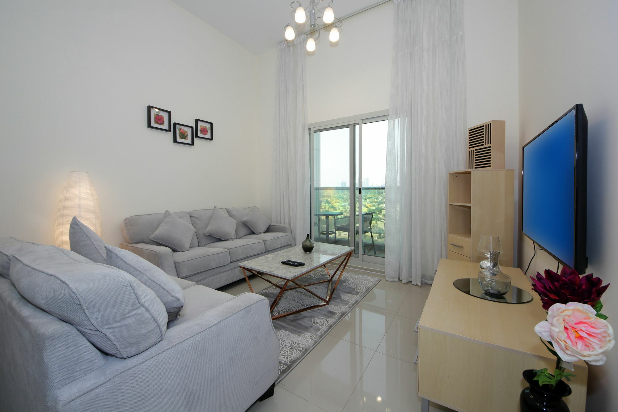 Spacious 2 Bedroom In Al Telal 11, Al Barsha 1 Dubaï