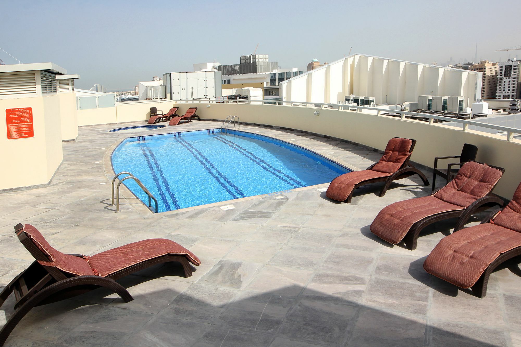 Spacious 2 Bedroom In Al Telal 11, Al Barsha 1 Appartement