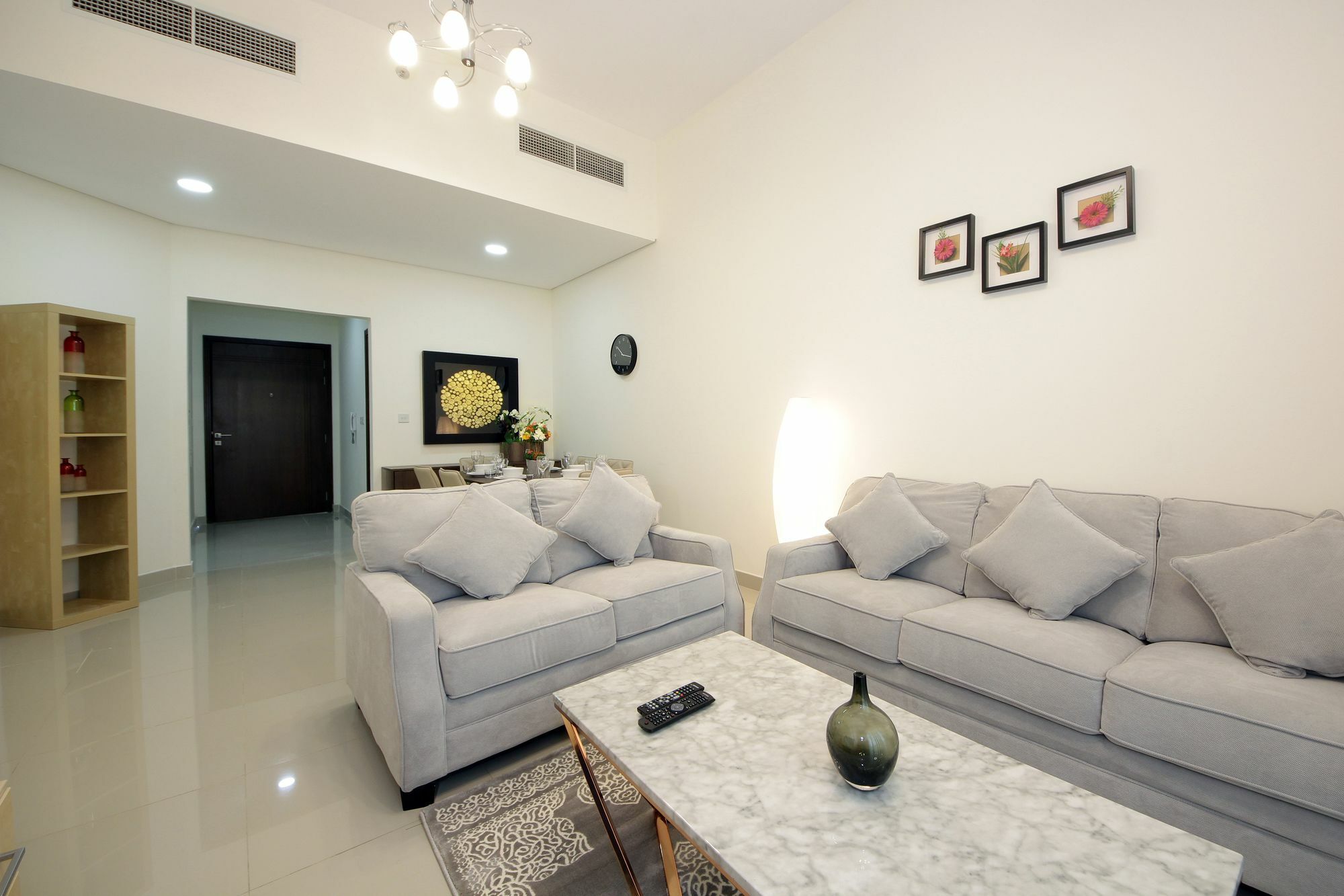 Appartement Spacious 2 Bedroom In Al Telal 11, Al Barsha 1 *