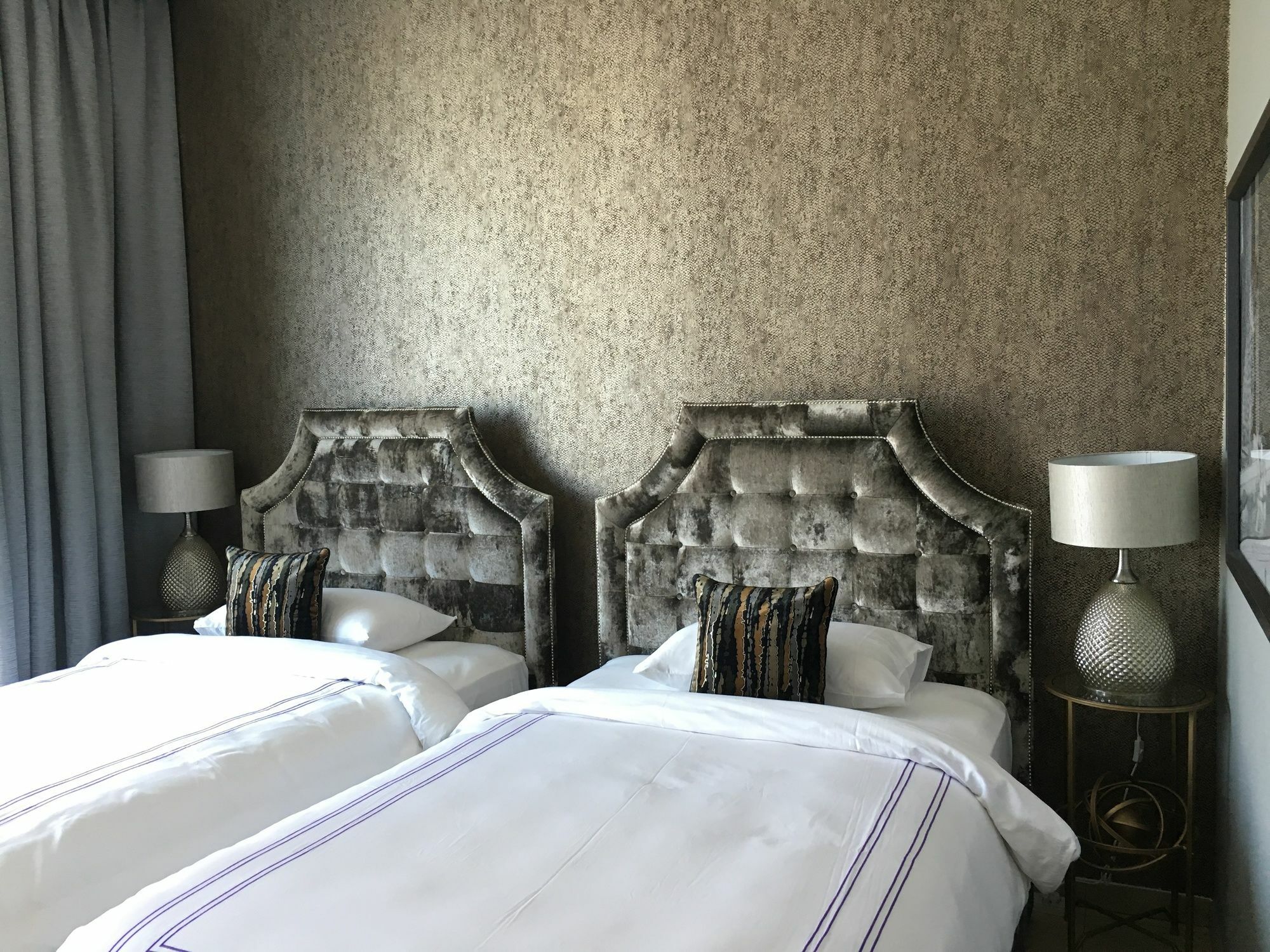 Dream - 48 Burj Gate Downtown Skyline Views Apartment Dubai