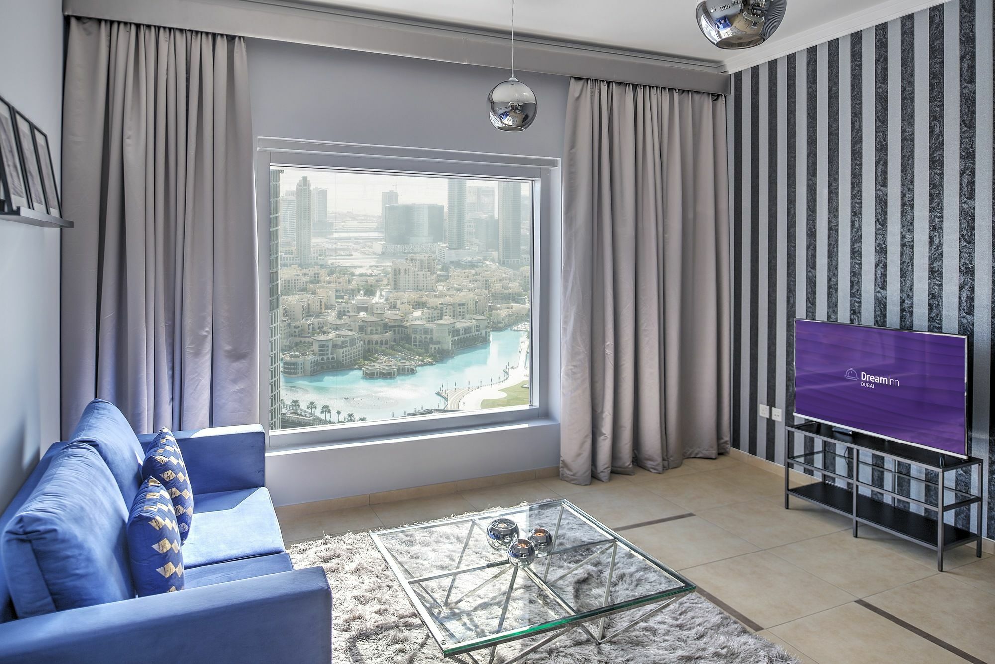 Dream - 48 Burj Gate Downtown Skyline Views Apartment