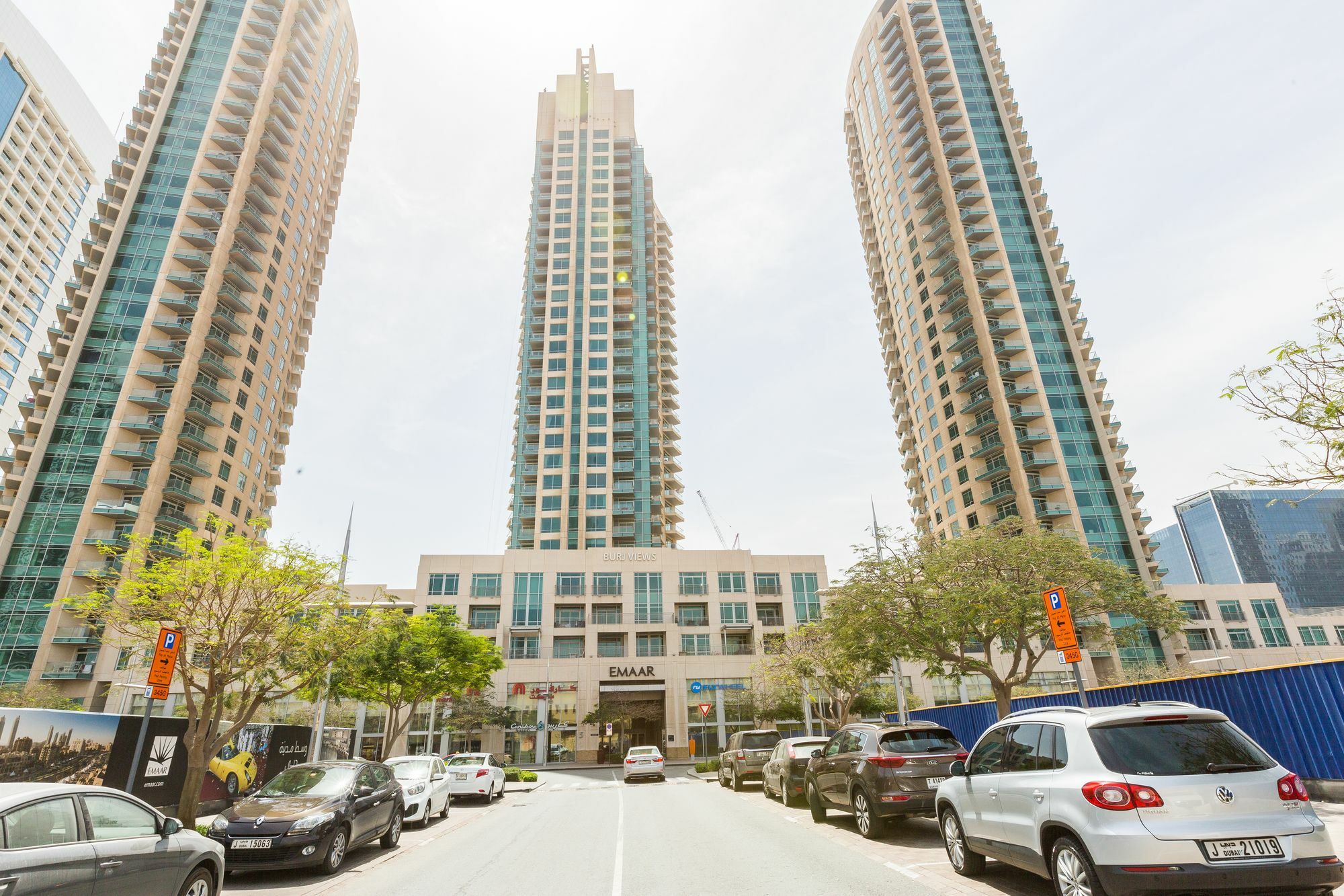 Boutique Living - Burj Views Downtown Apartemen
