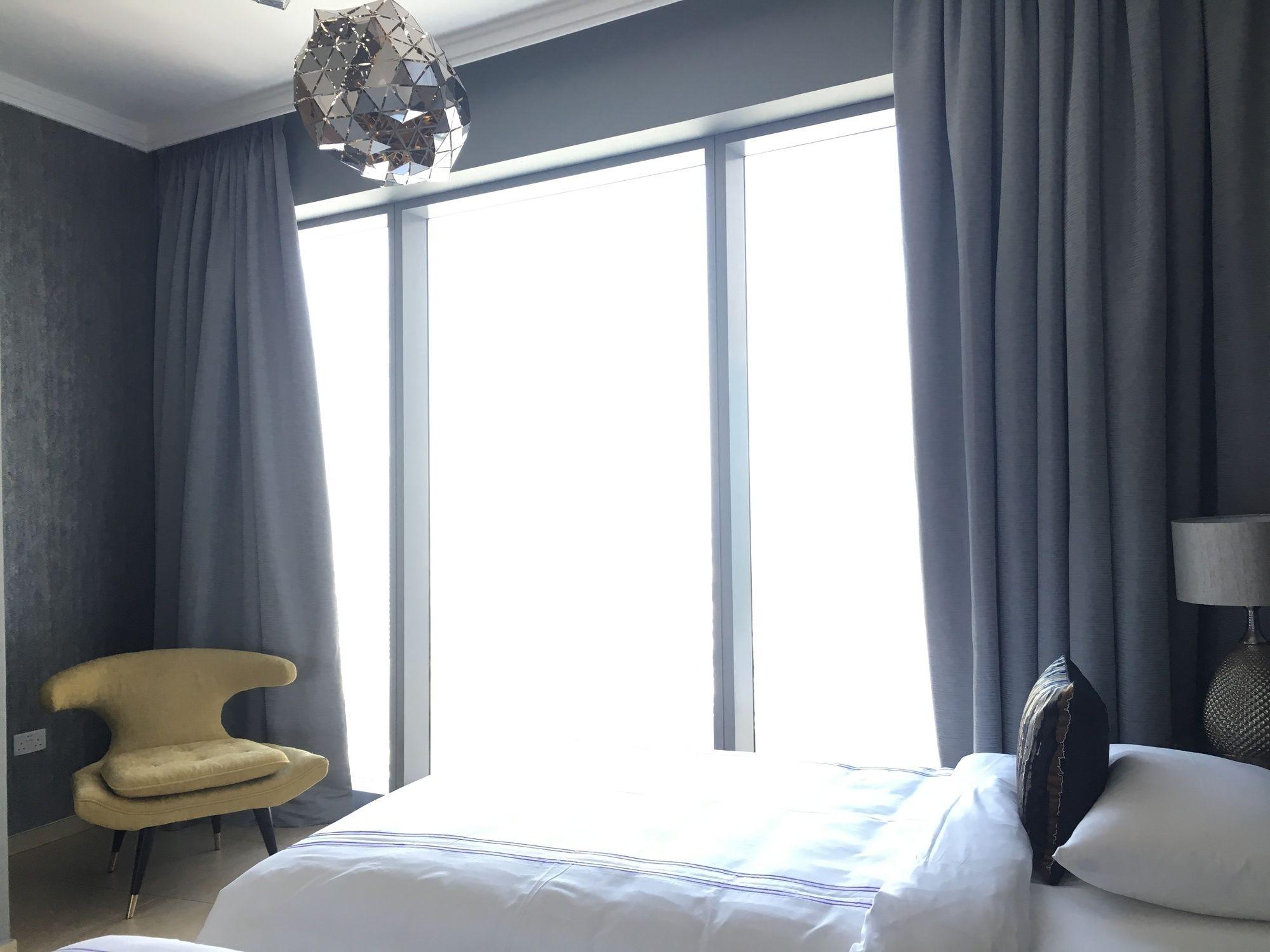 Dream - 48 Burj Gate Downtown Skyline Views Apartment *