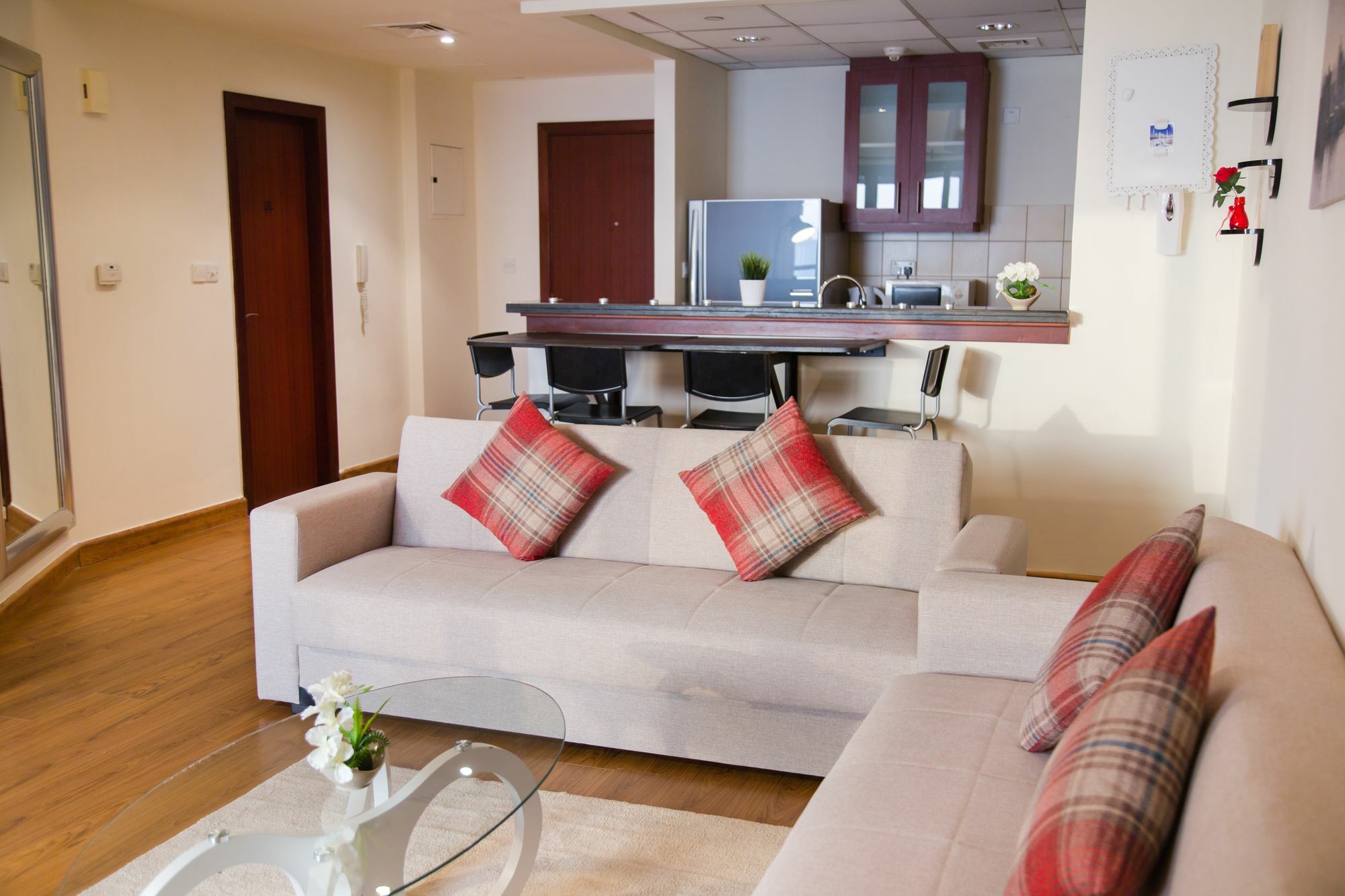 Hi Guests - Rimal 4