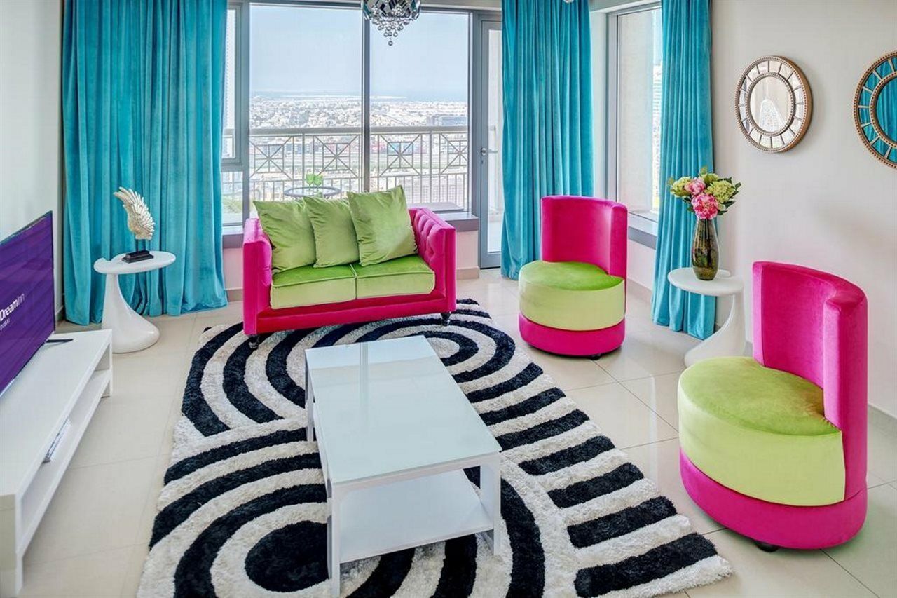 Dream - With Private Terrace, 29 Boulevard Downtown