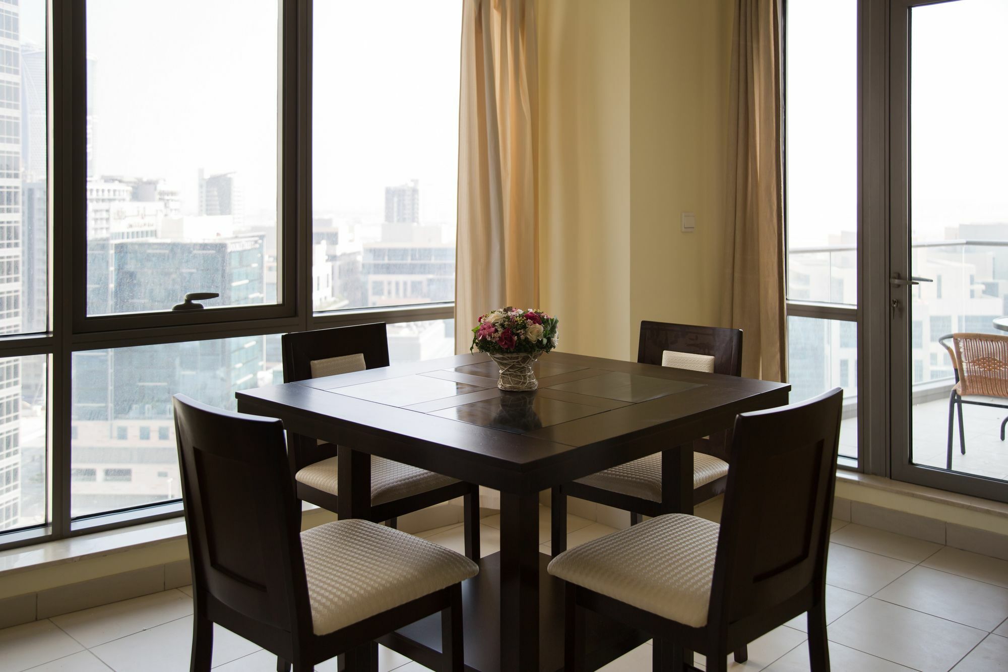 Hi Guests - South Ridge Appartement Dubaï