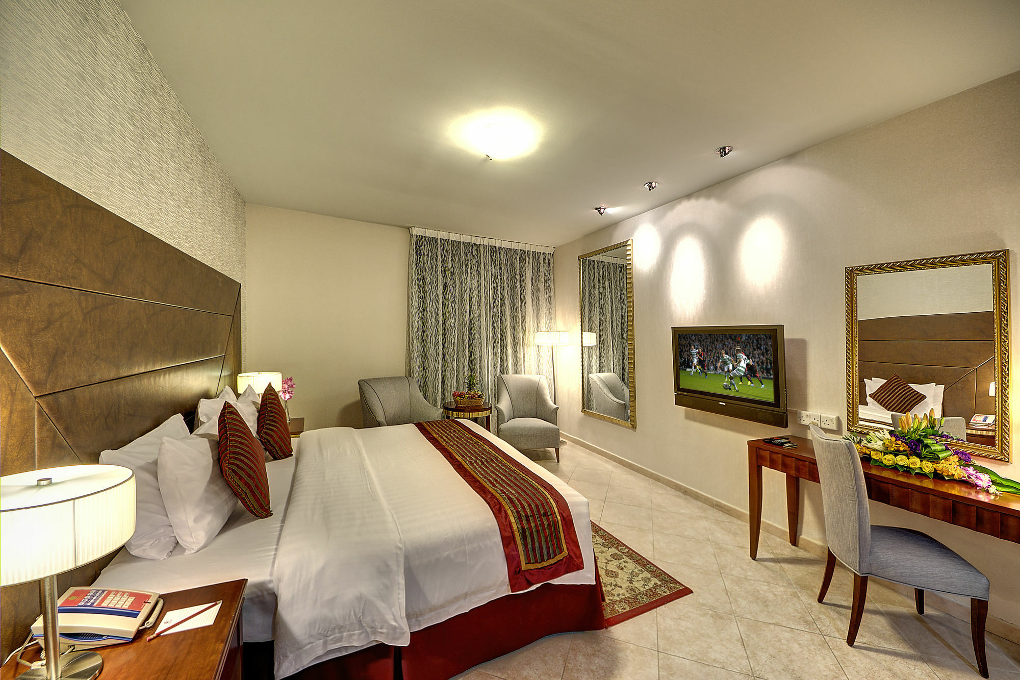 Al Manar Grand Apartahotel Dubái