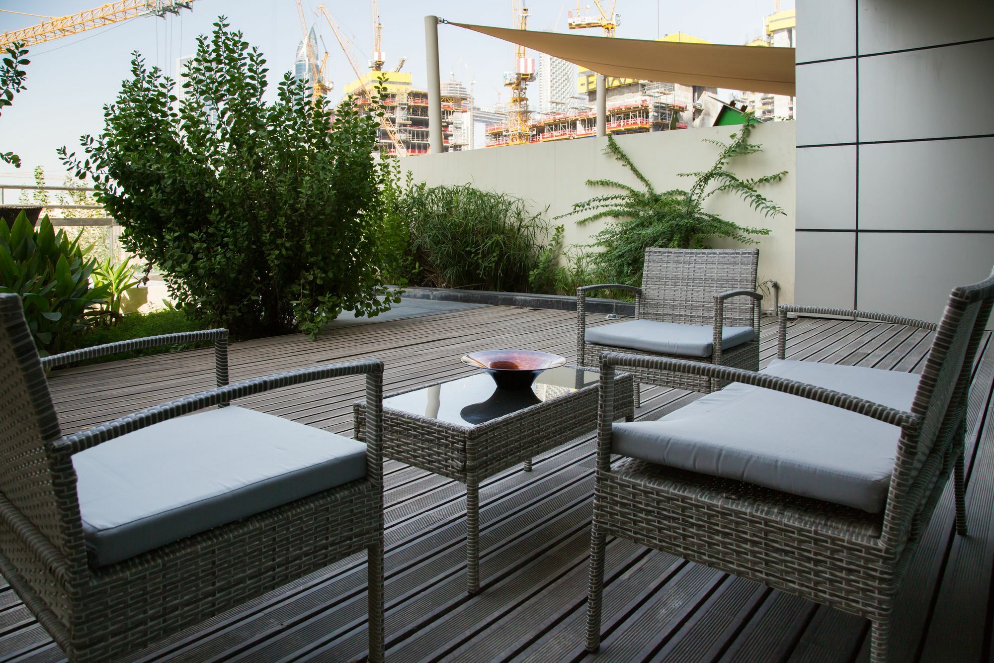 Higuests - 8 Boulevard Dubaï