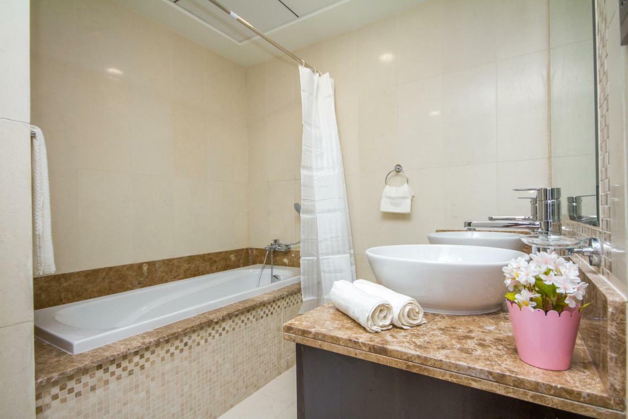 Bespoke Residences - 2 Bedroom In Balqis Apartment