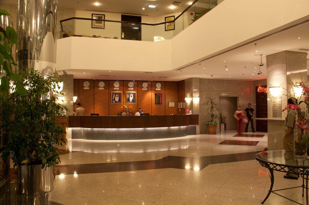 Hotel Avari 4*