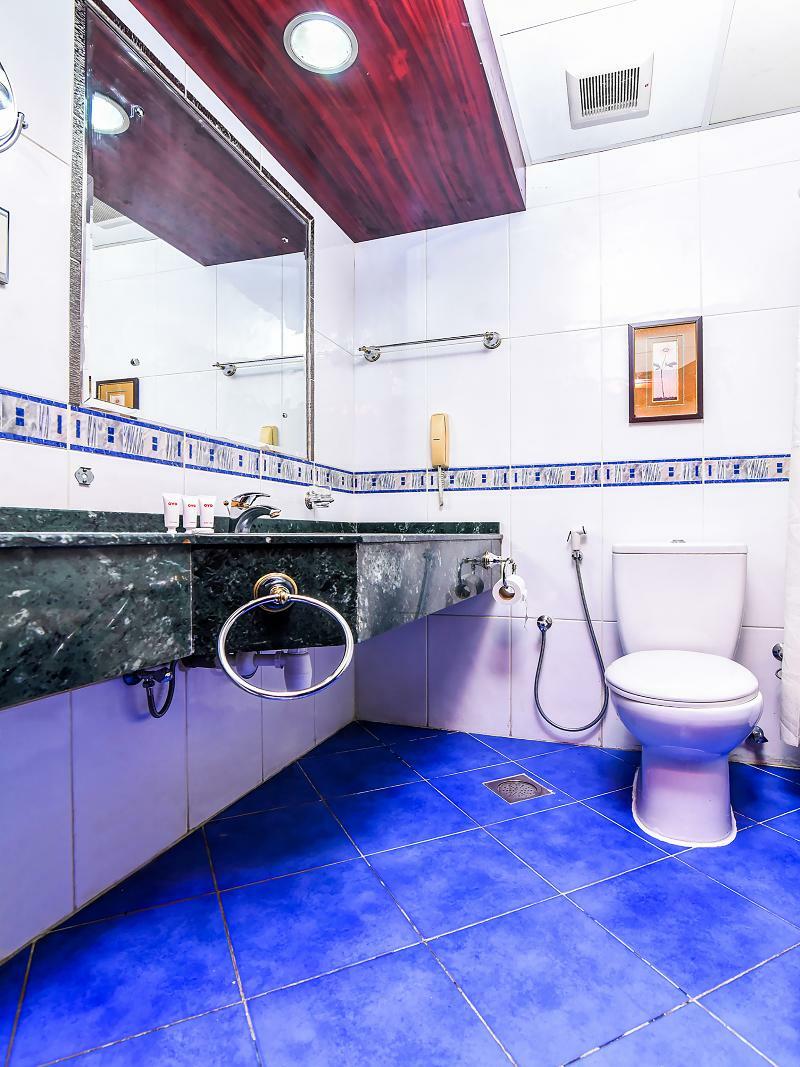 Oyo 124 Oriental Palace Apts Dubai
