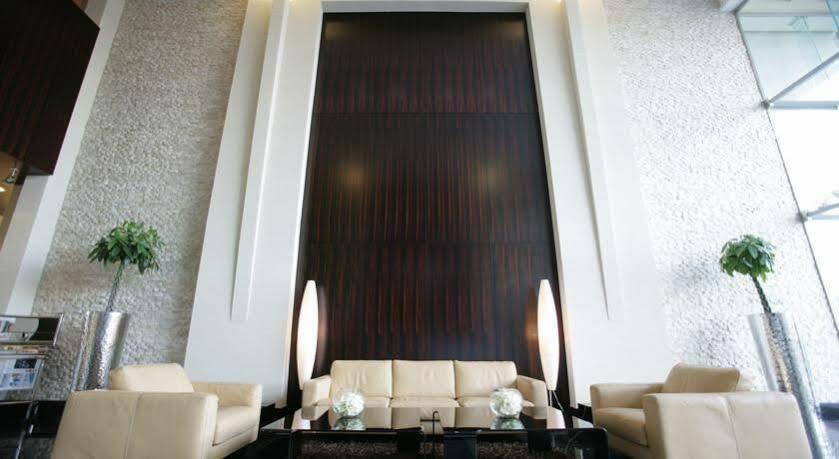 Nojoum Llc Apartahotel 4*