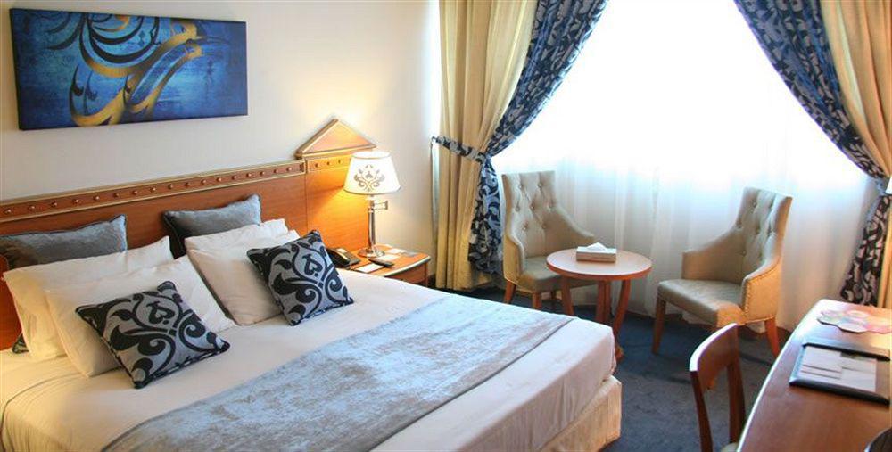 Coral Oriental Hotel 4*