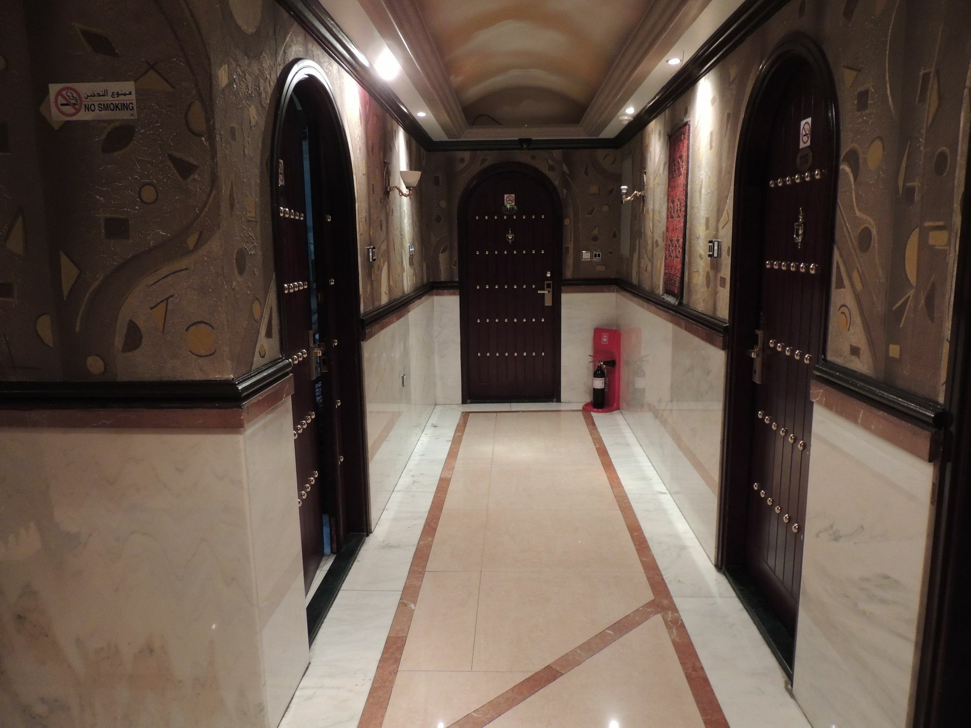 Oyo 124 Oriental Palace Apts Dubai