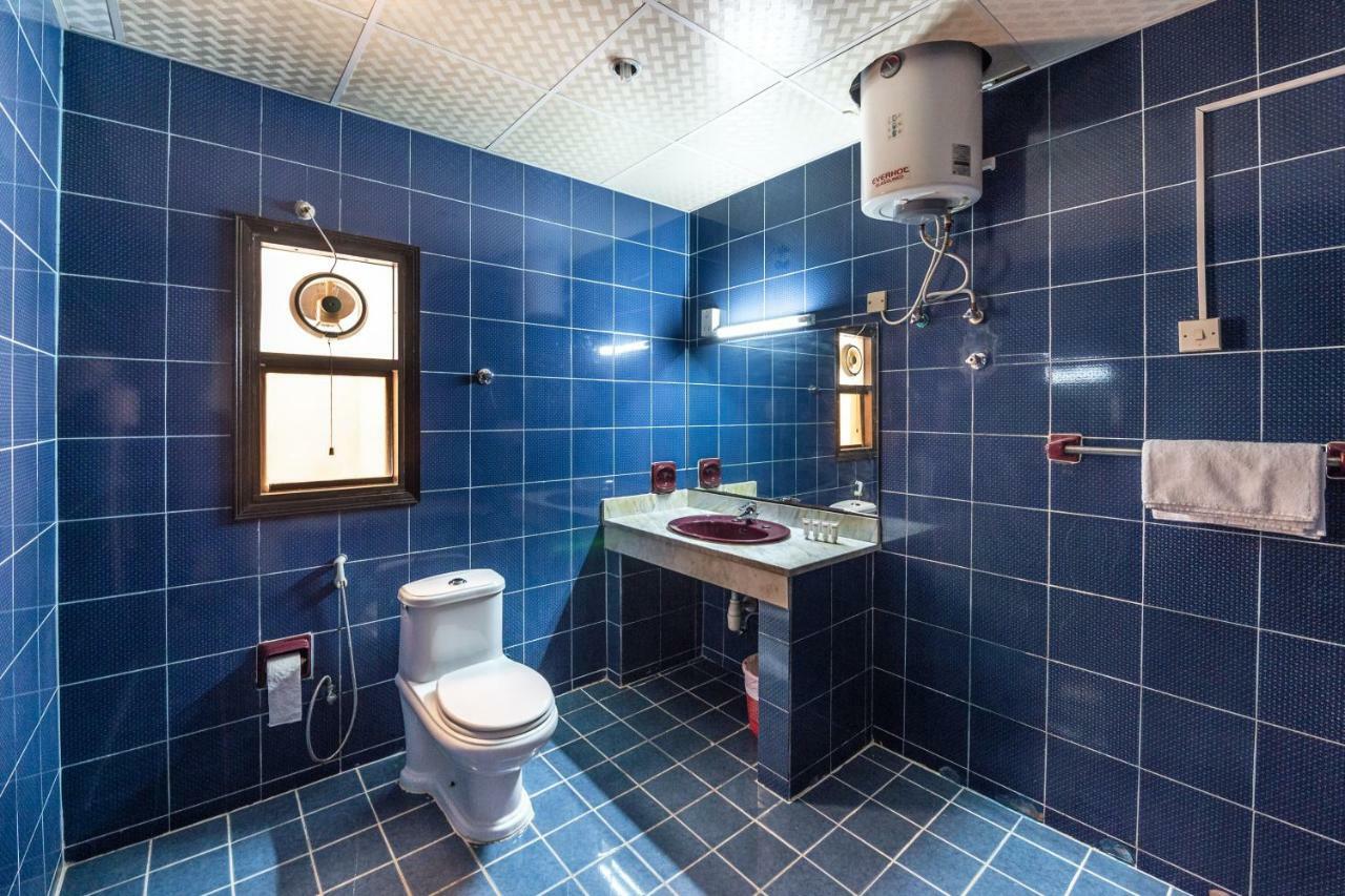 Central Paris Hotel, Baniyas Square Hotel Dubai