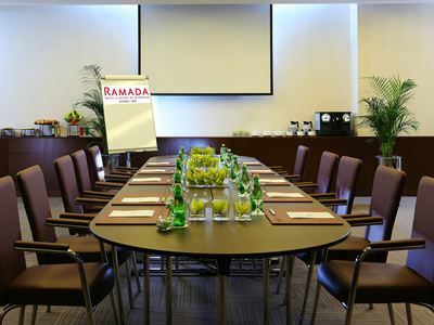 Hotel de apartamente Ramada Hotel, And By Wyndham Jbr Dubai