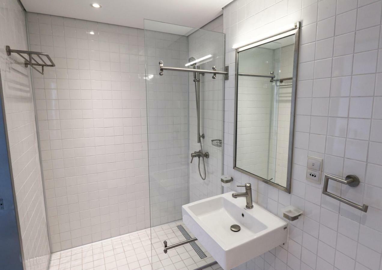 Windwesthome Apartament *
