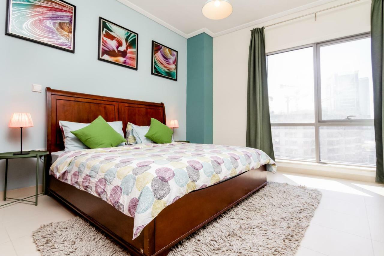 Quintessential Quarters - Ultra-modern And Spacious Aparment *