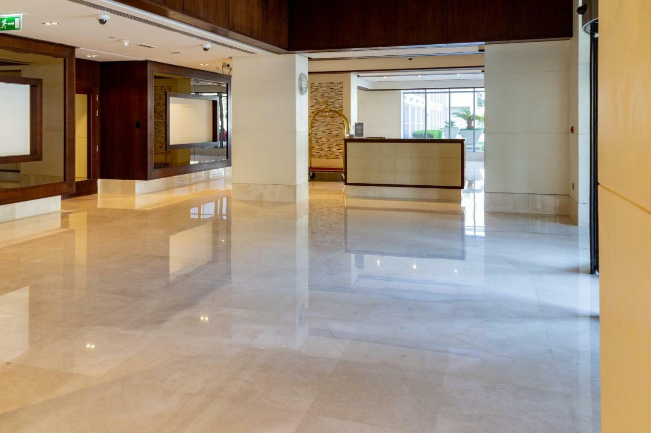 Quintessential Quarters - Ultra-modern And Spacious Aparment Apartemen Dubai