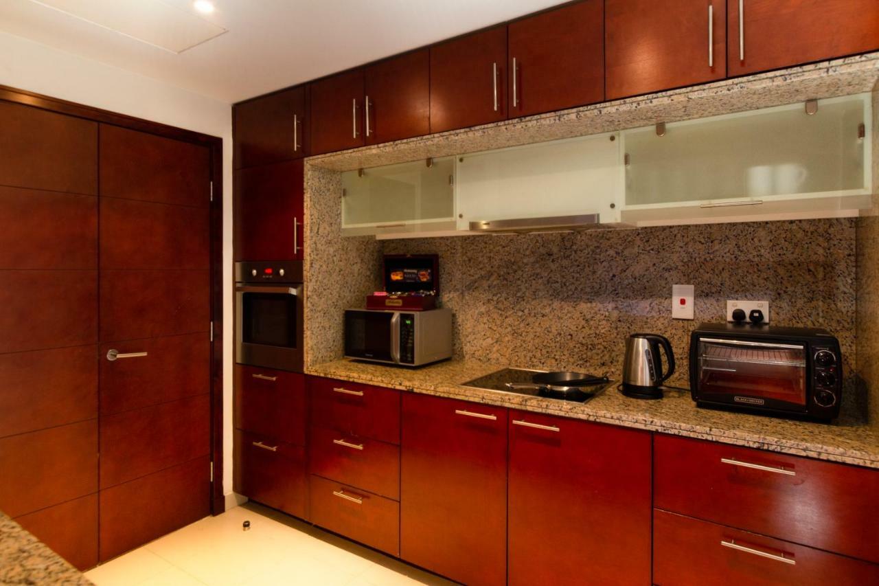 Apartemen Quintessential Quarters - Ultra-modern And Spacious Aparment *