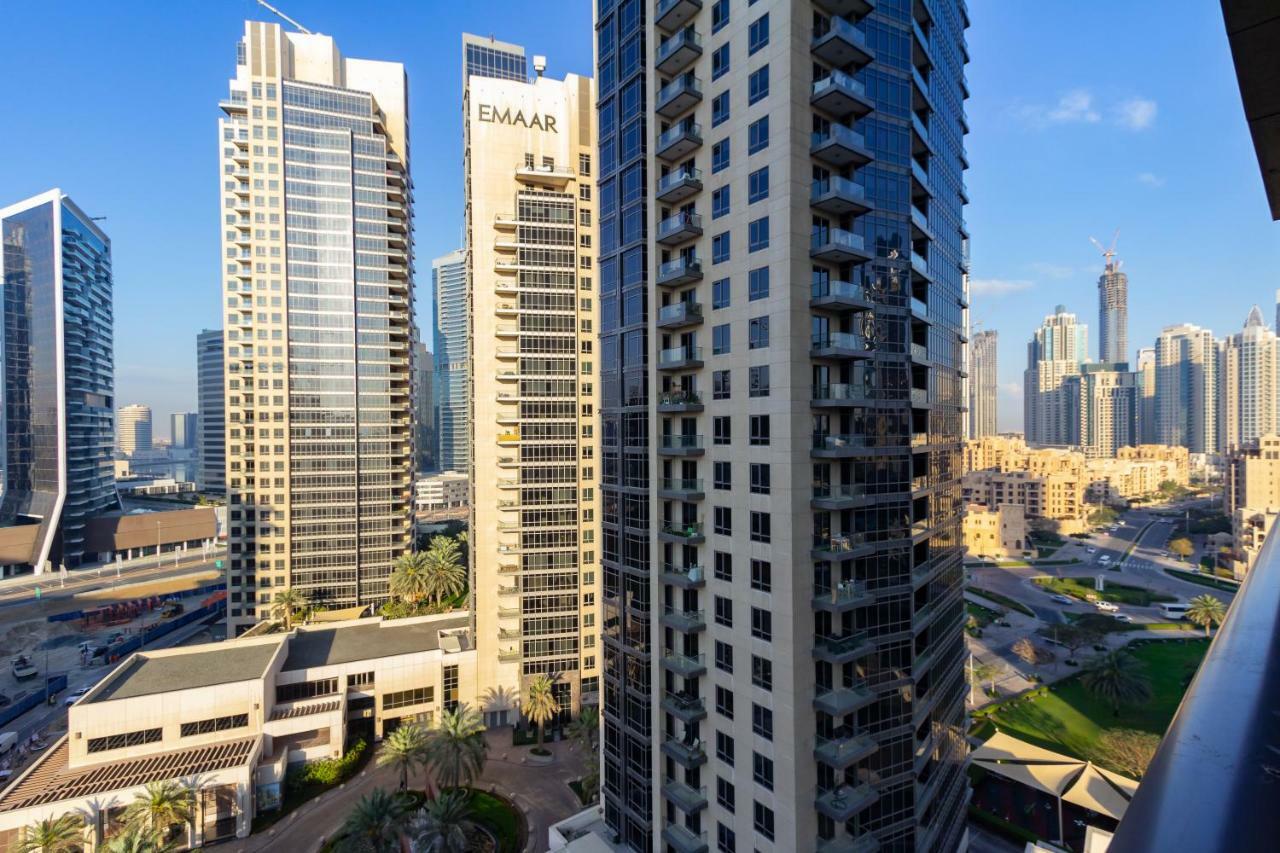 Quintessential Quarters - Ultra-modern And Spacious Aparment *