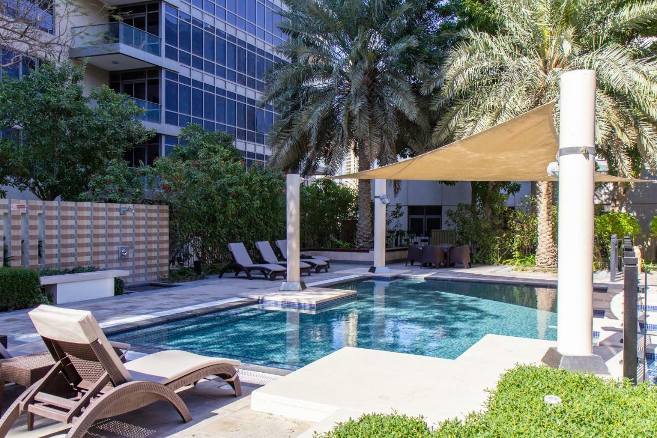 Quintessential Quarters - Ultra-modern And Spacious Aparment Apartemen Dubai