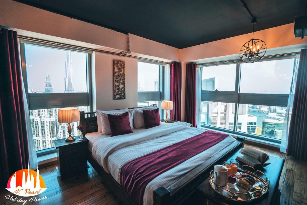 Appartement A C Pearl Holiday Homes - The Loft With Burj Khalifa View