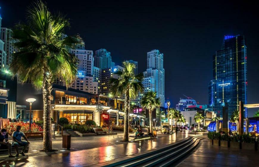 Luxury Casa - Grand Sea View Jbr 2br * Dubái