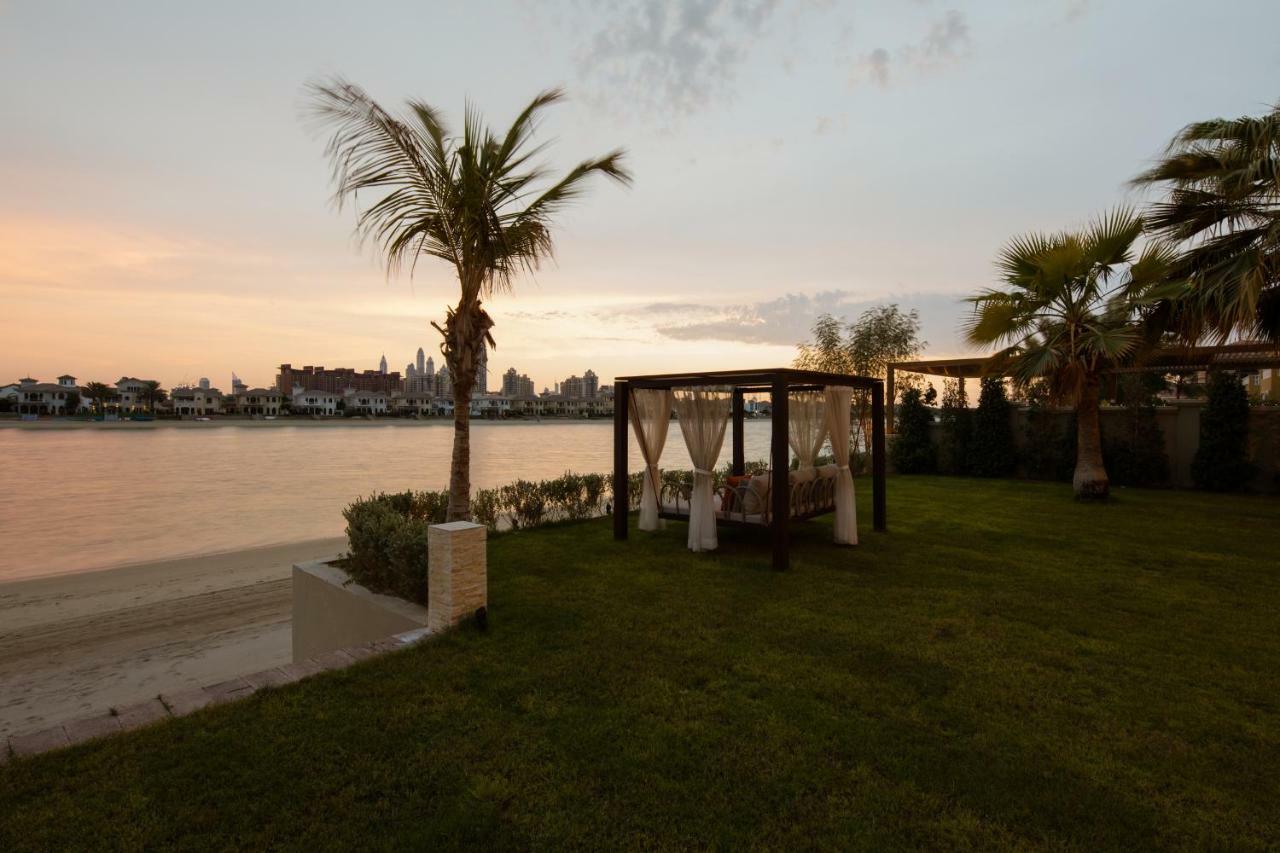 Villa Fantastay With Private Beach - Palm Jumeirah *