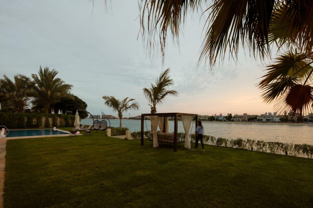 Fantastay With Private Beach - Palm Jumeirah Villa Dubaï