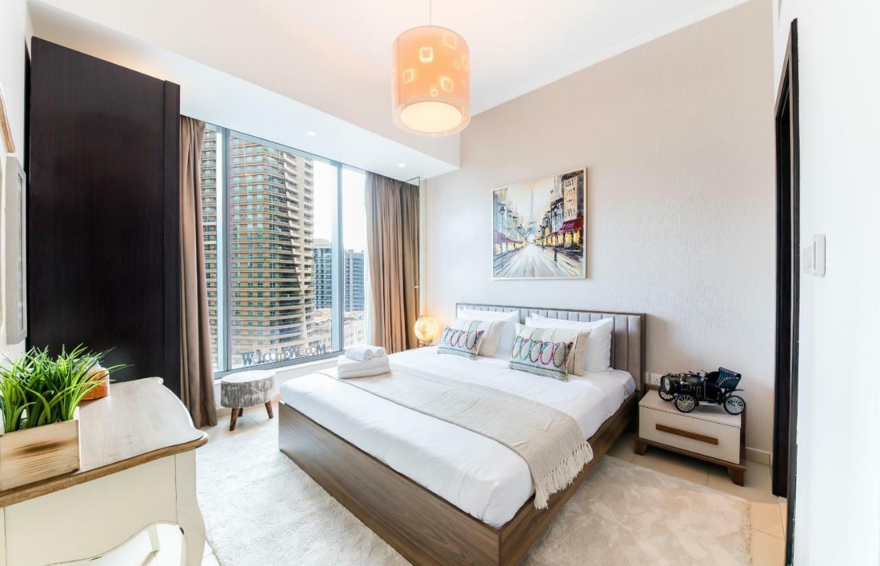 Maison Privee - Big, Bright, Luxury Marina Views Next To Apartment *