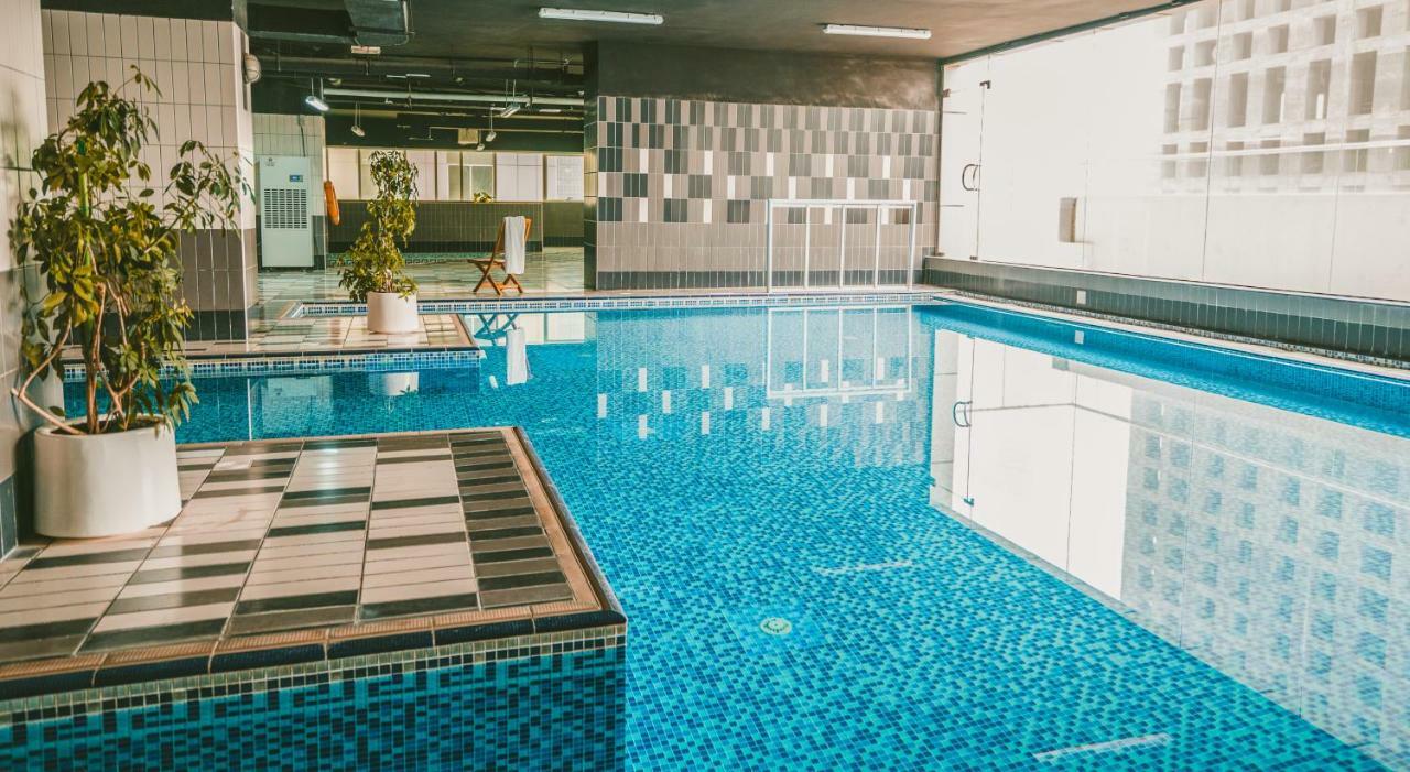 Two Continents Holiday Homes - Two Steps To Marina Walk Appartement Dubaï